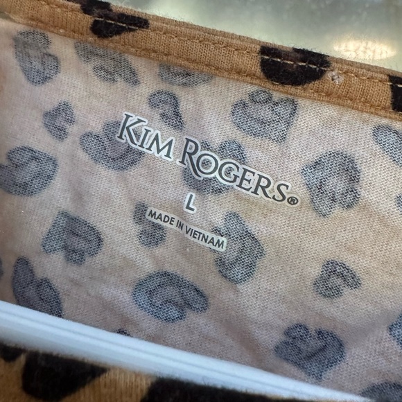 Woman’s top - Picture 2 of 3